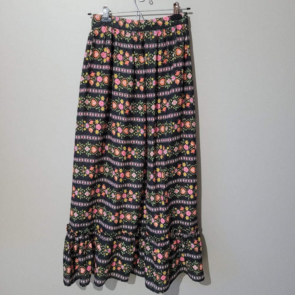 Vintage black floral maxi skirt 70s folk art skirt